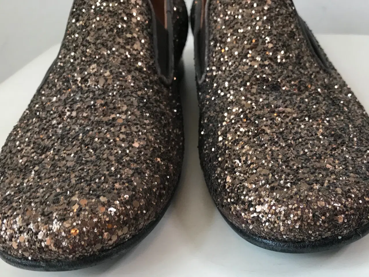 Billede 3 - Stine Goya, glimmersko, str 37