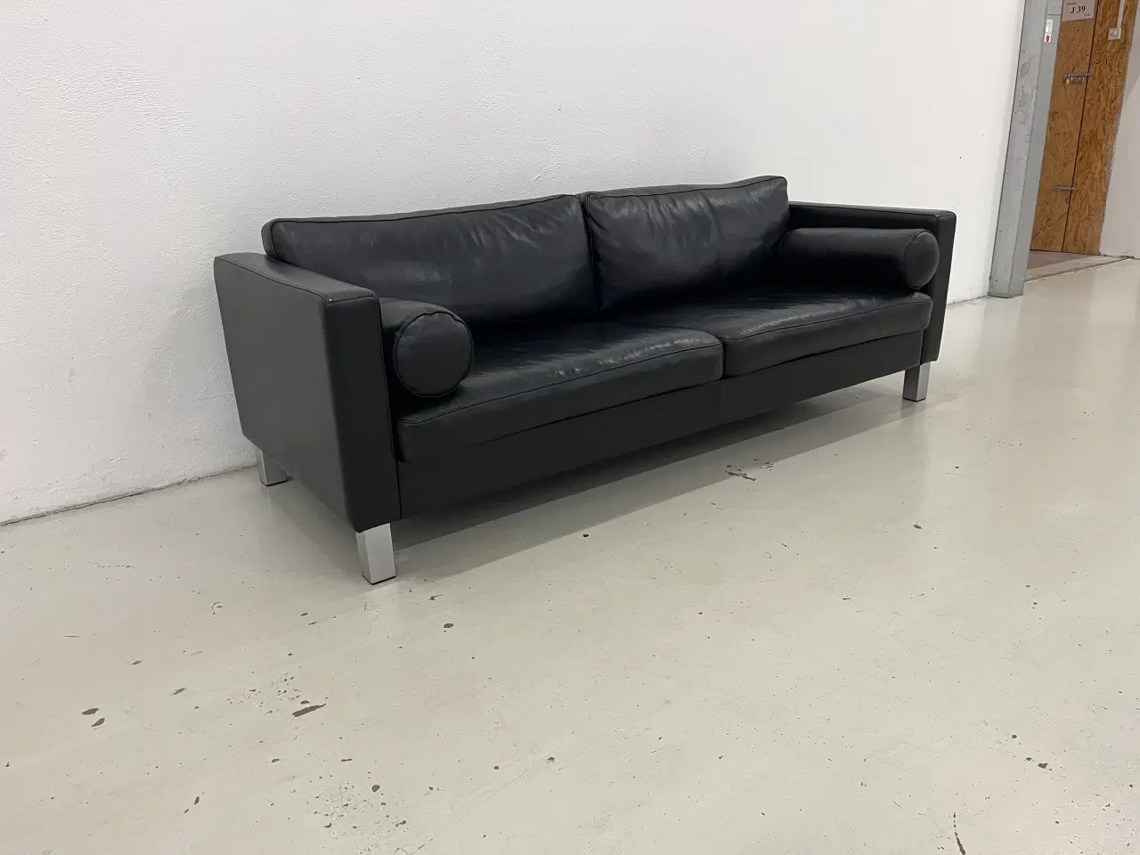 Billede 6 - Mogens Hansen MH321 3Pers.Sofa i sort semianilin.