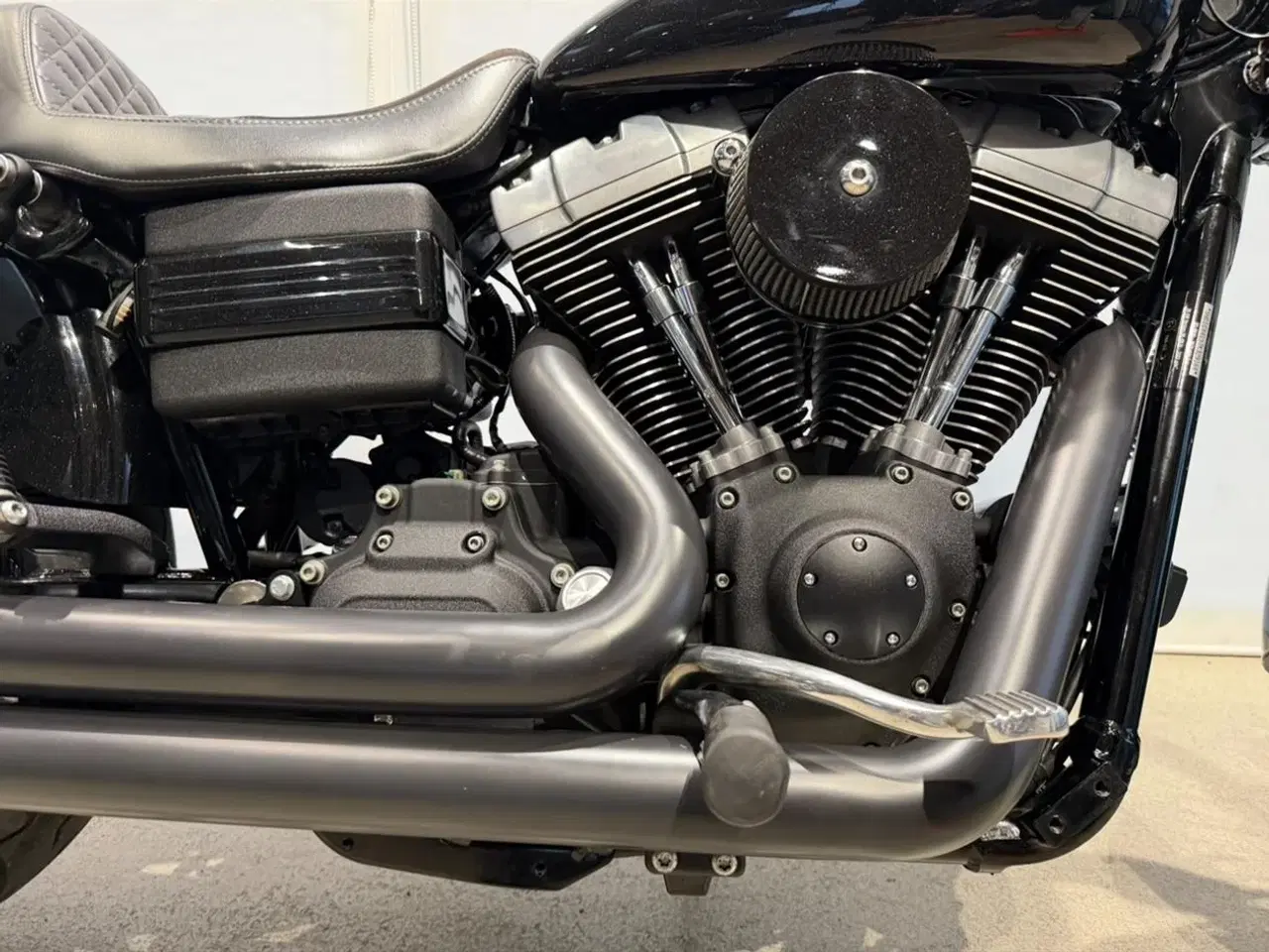 Billede 6 - Harley Davidson FXDB Street Bob