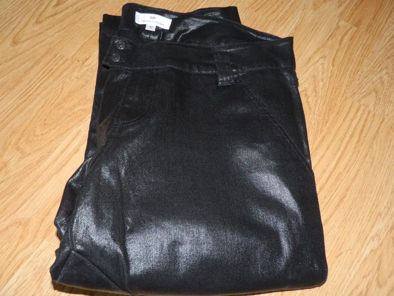 Billede 8 - Meget flotte sorte bukser fra DAY