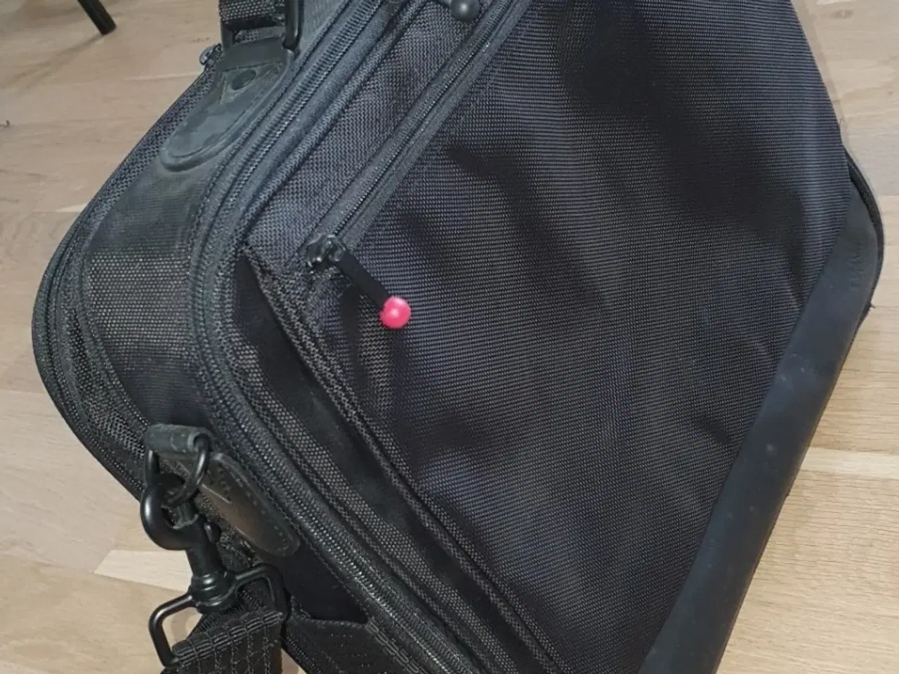 Billede 2 - Rejsetaske/ Computertaske