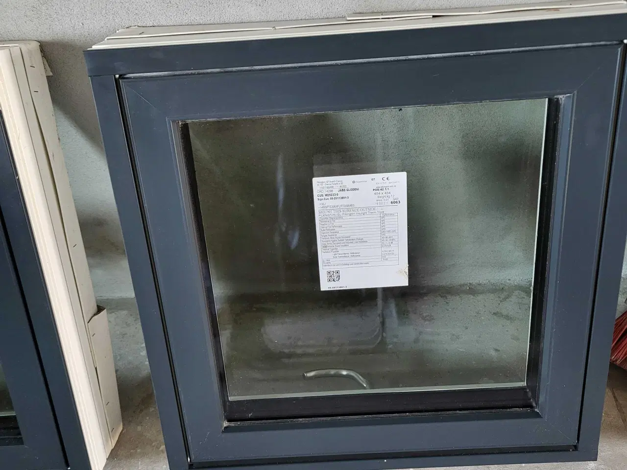 Billede 3 - To helt nye vinduer 60×60