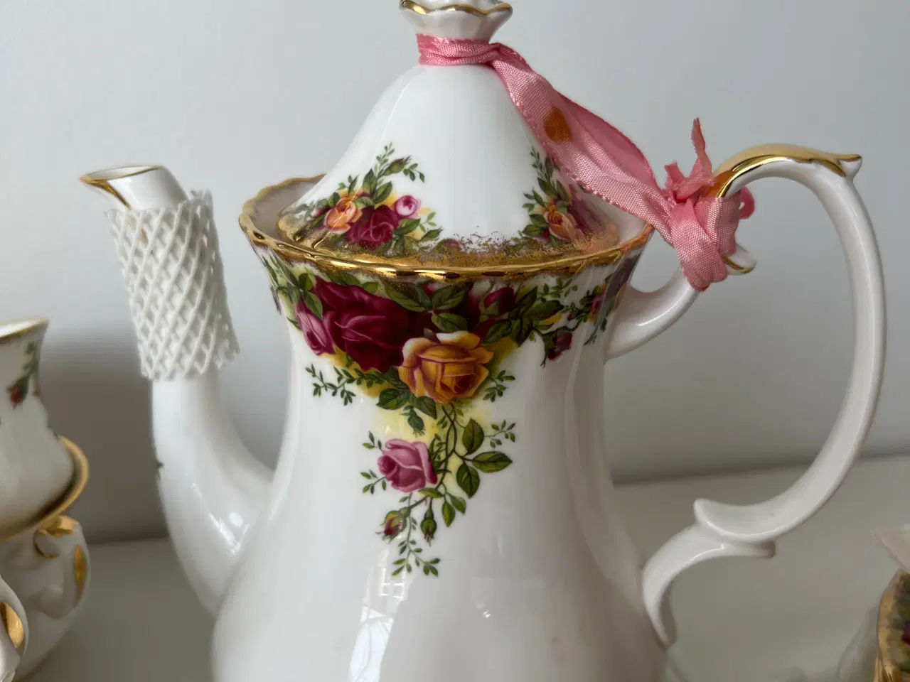 Billede 4 - Kaffestel Landsbyrose Royal Albert Countryrose