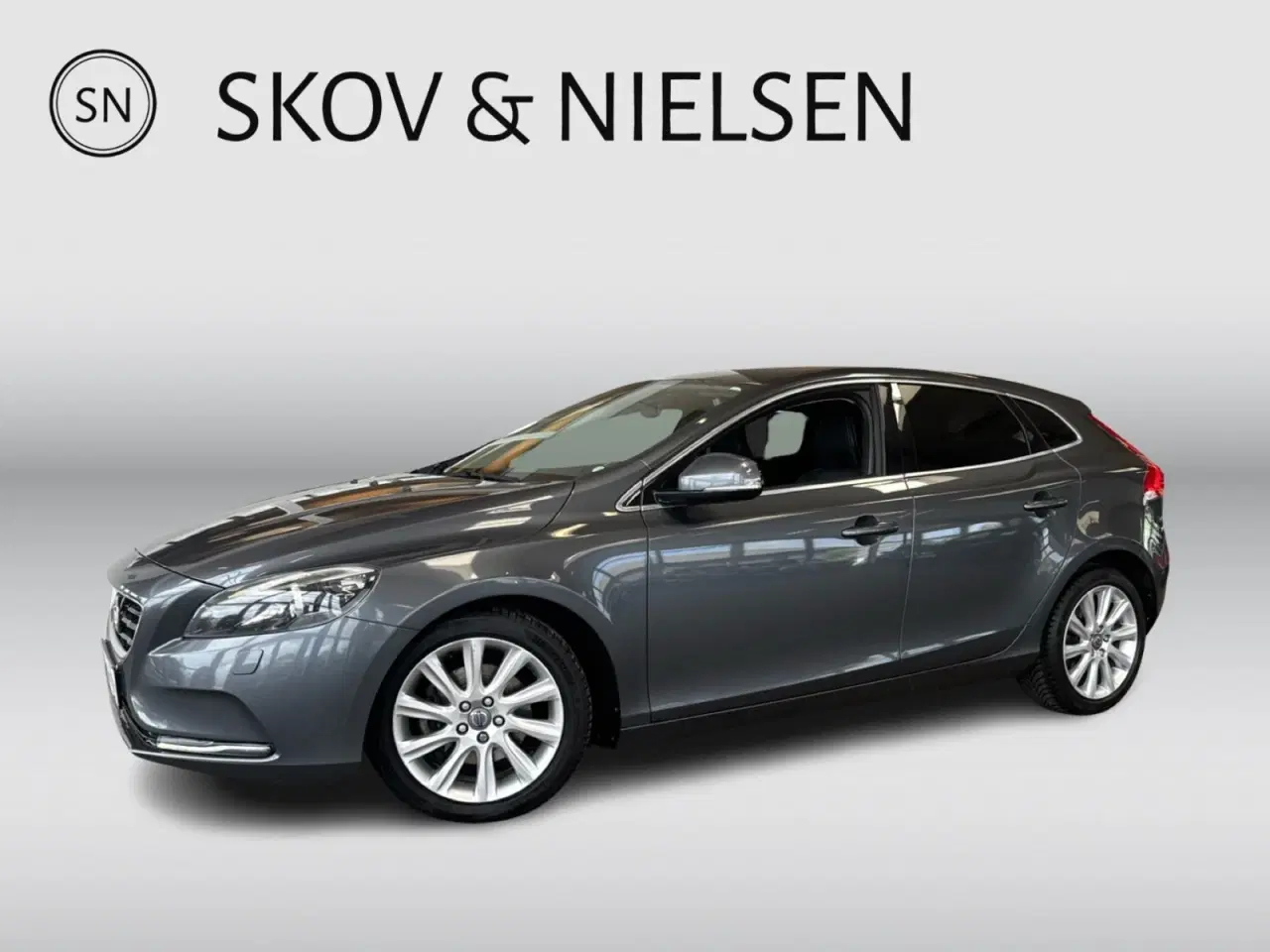 Billede 1 - Volvo V40 1,6 D2 115 Momentum aut.