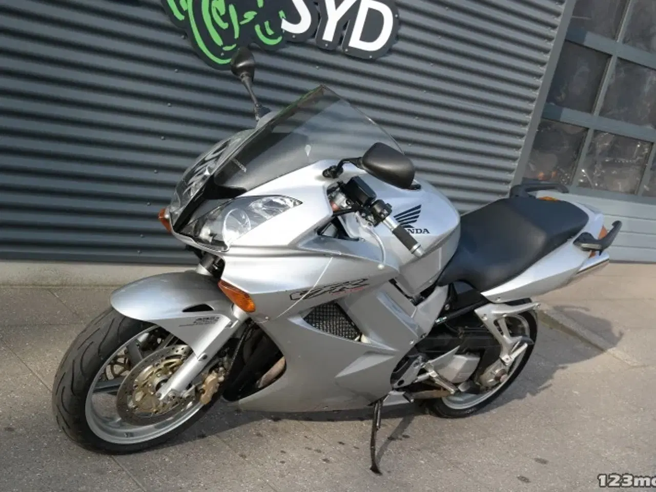 Billede 18 - Honda VFR 800 F MC-SYD       BYTTER GERNE