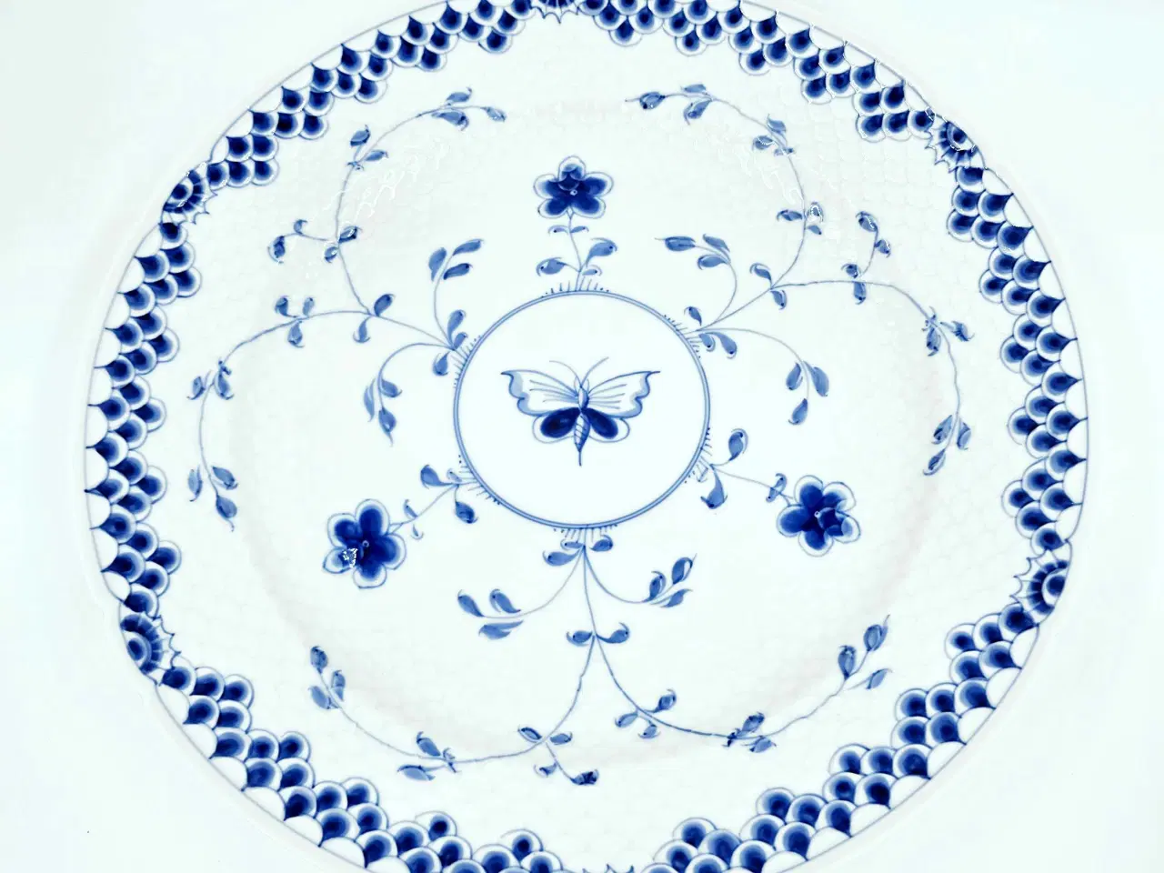 Billede 7 - Dickens Sommerfugl Stort Rundt Fad Porcelæn 