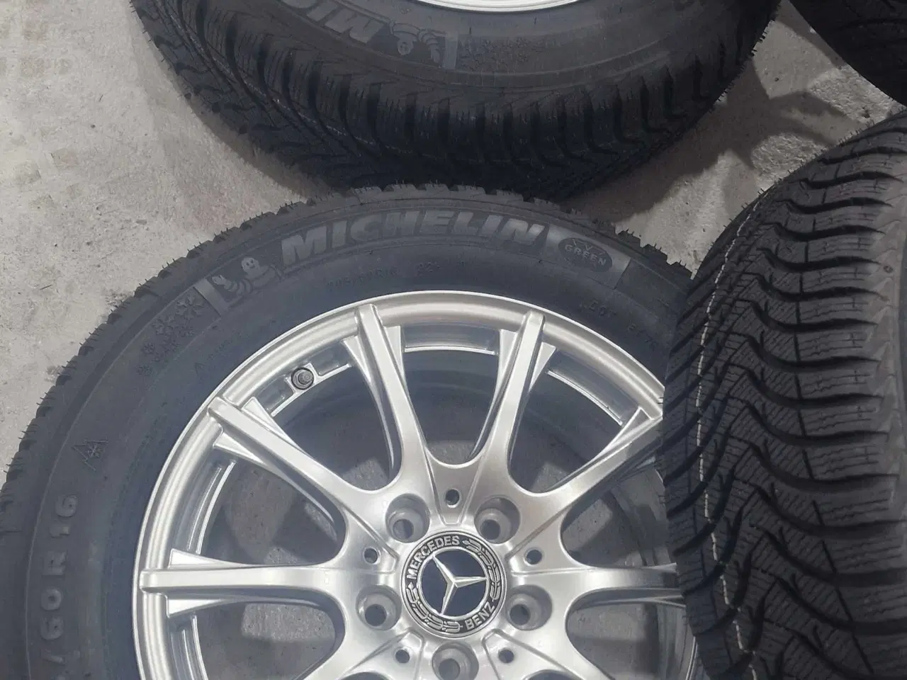 Billede 15 - Mercedes alufælge