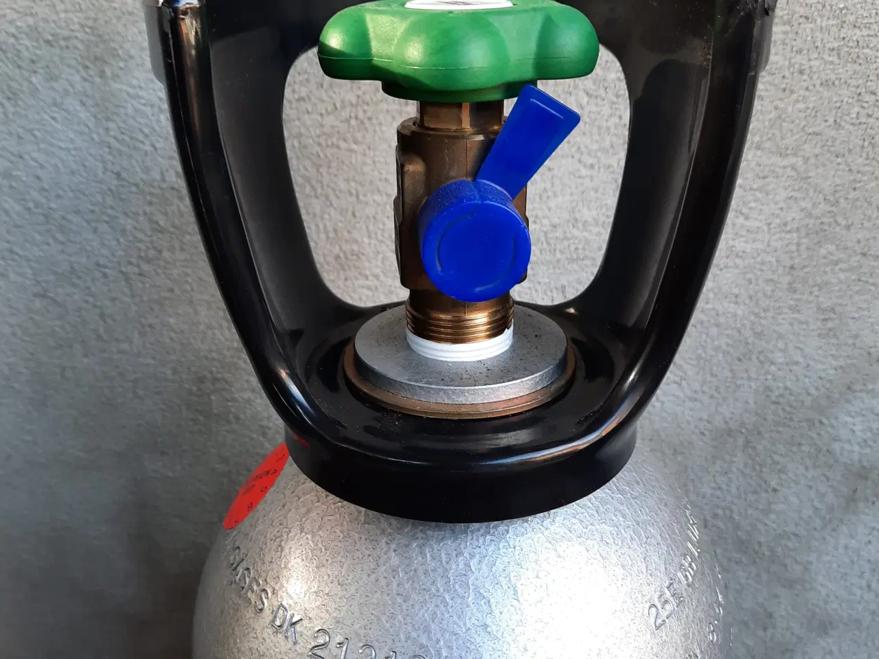 Billede 1 - Co2 6 kg Fuld Ejerflaske .Yara / Nippon Gases