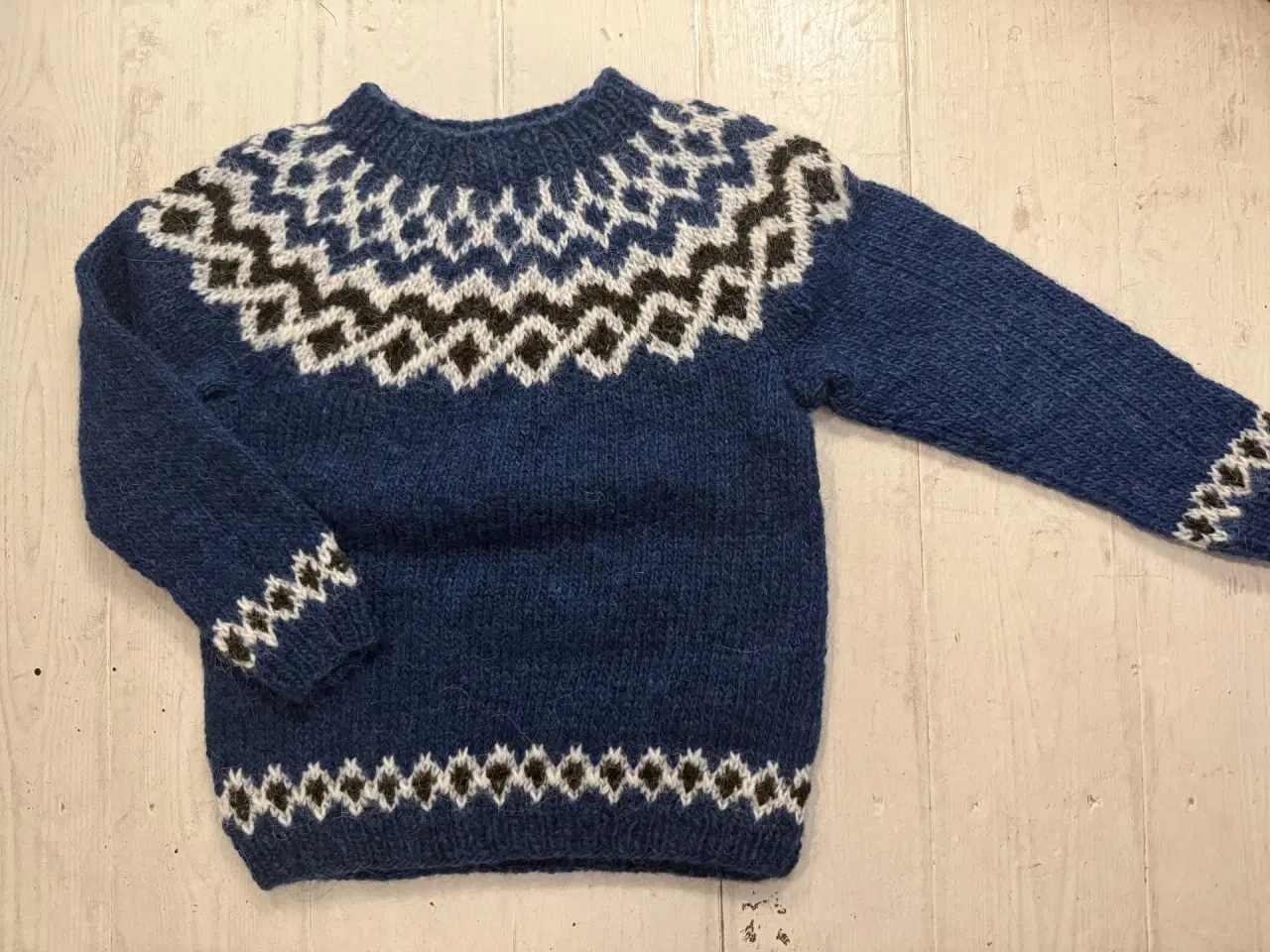 Billede 1 - Sweater Islandsk Uld