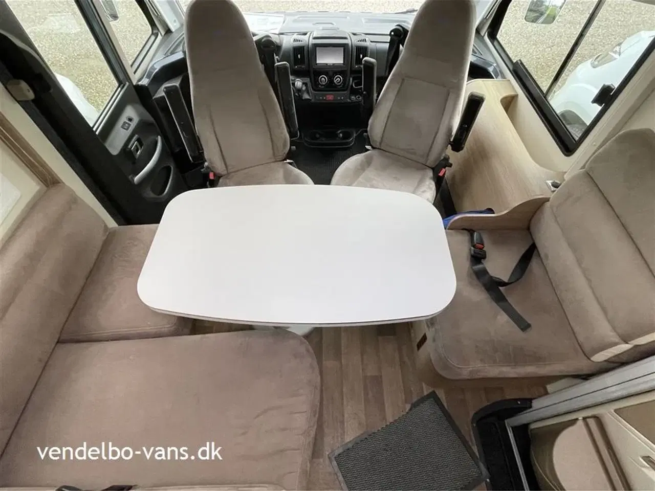 Billede 6 - 2018 - Elnagh I-Loft En ejer - AUTOMATGEAR - 5 S. selepladser