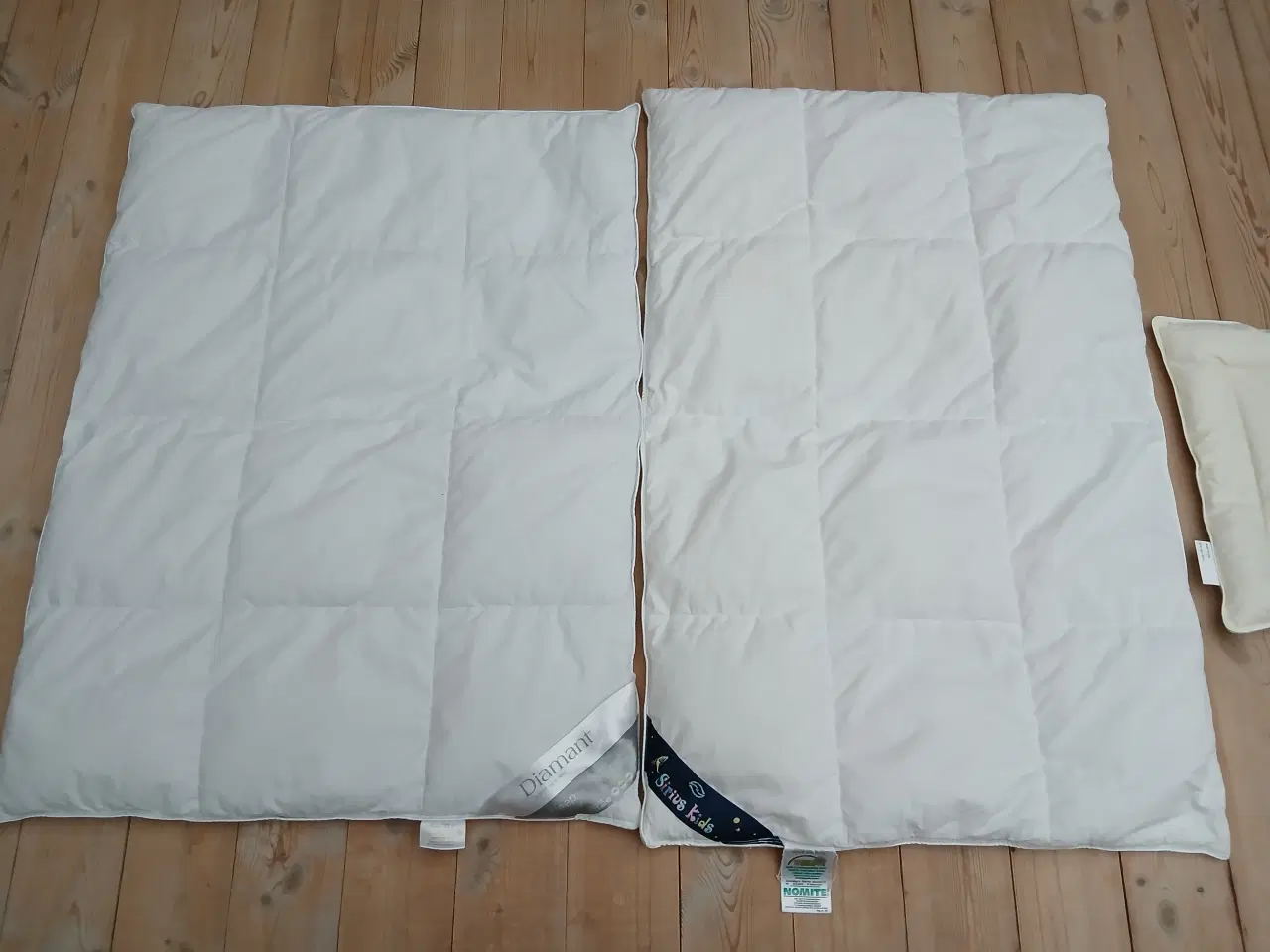 Billede 1 - BABY dyner, pude og sengetøj - SE FOTOS