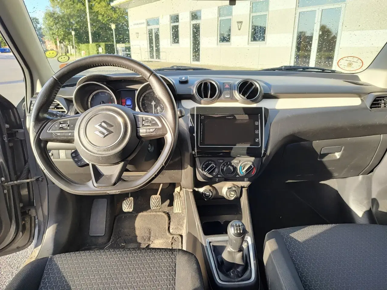 Billede 10 - Suzuki Swift 1,2 Dualjet Club Gold