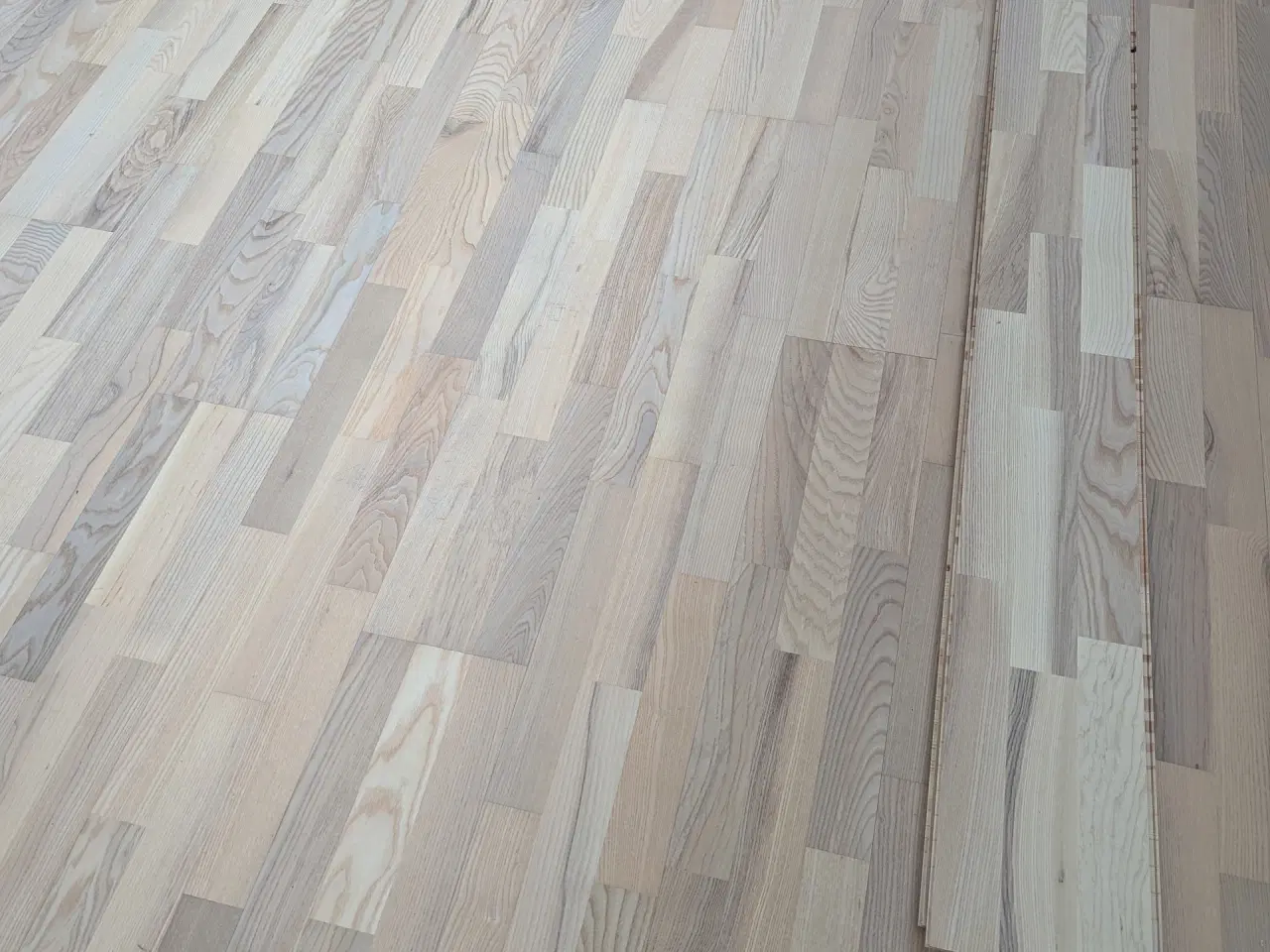 Billede 2 - Parketgulv 33m², Ask 3 stav