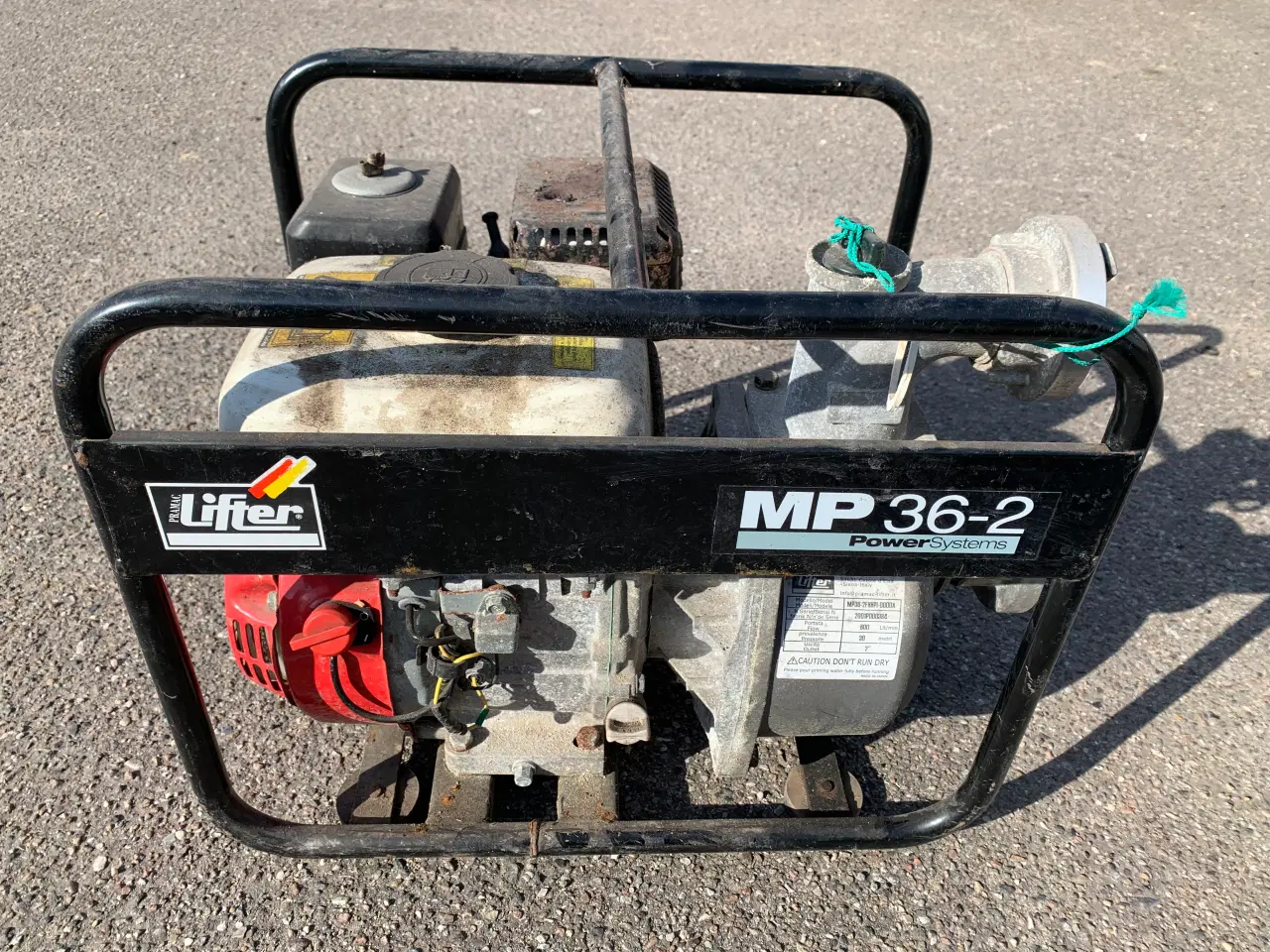 Billede 1 - Pumpe med egen generator 