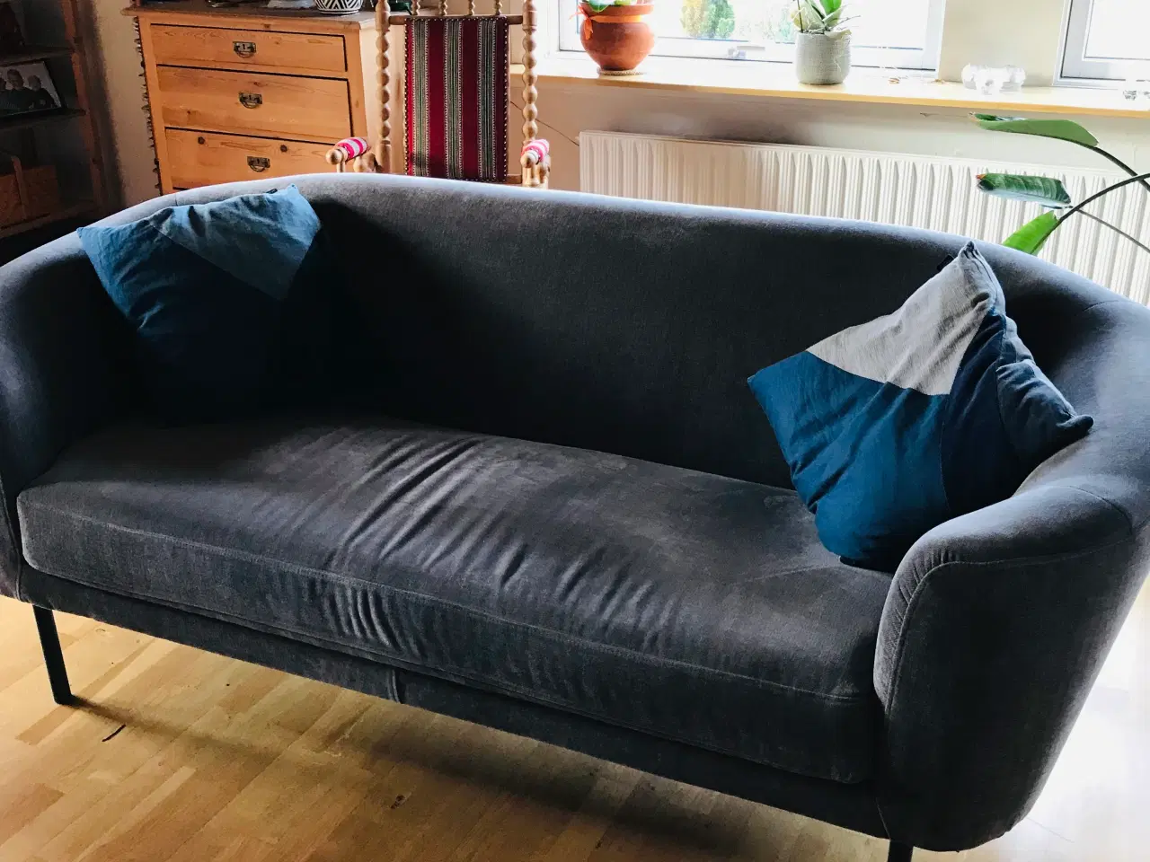 Billede 2 - Grå sofa