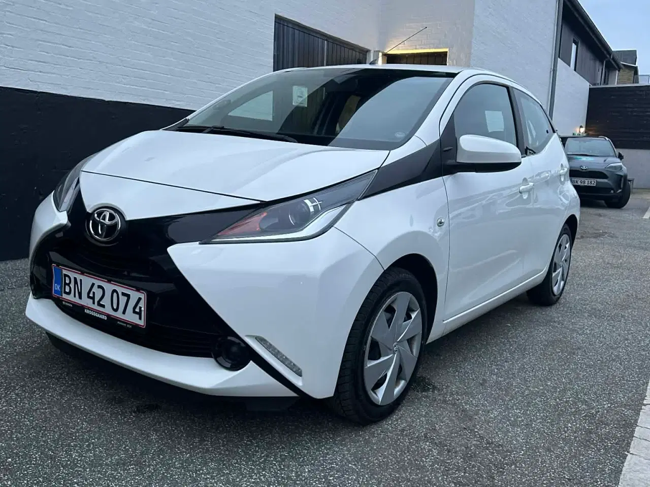 Billede 2 - Toyota Aygo, 1,0 VVT-I X-Play Air - LAV KM