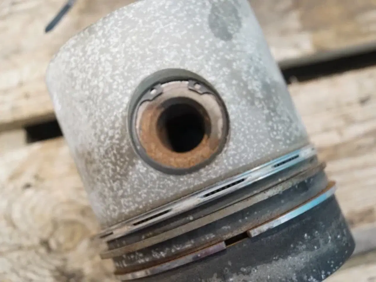 Billede 14 - Ford 2723E Stempel 86088942