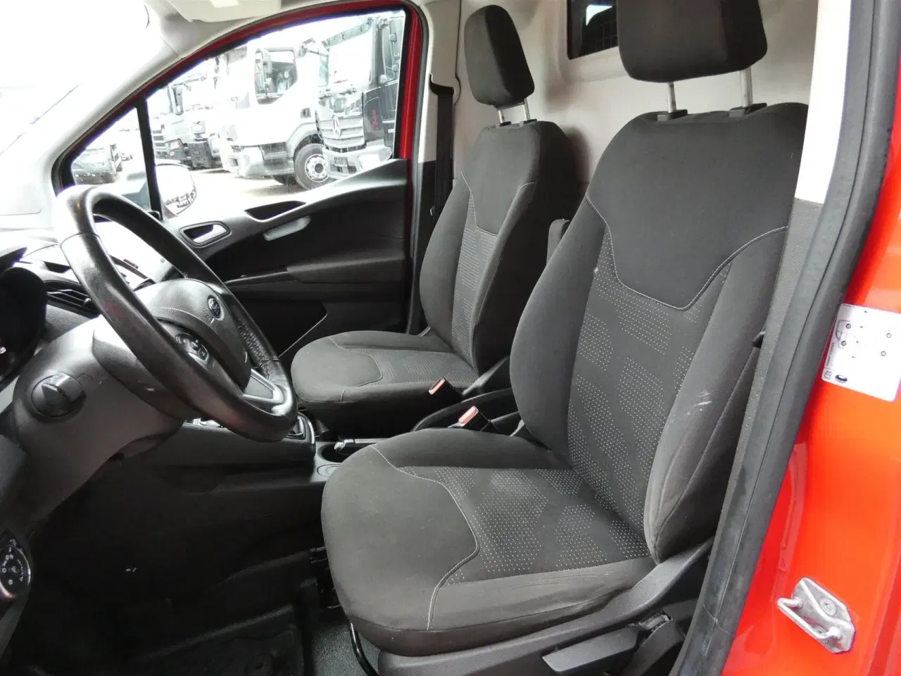 Billede 9 - Ford Transit Courier 1,5 TDCi Trend 100HK Van 6g