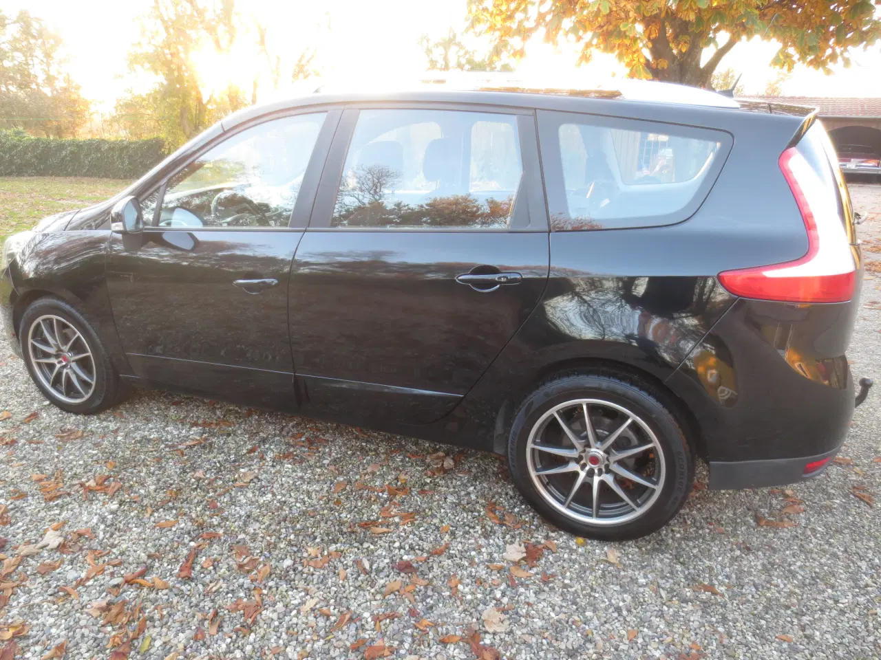 Billede 6 - Renault G Scenic 1.5 DC 7 Pers. Årg 2013. 