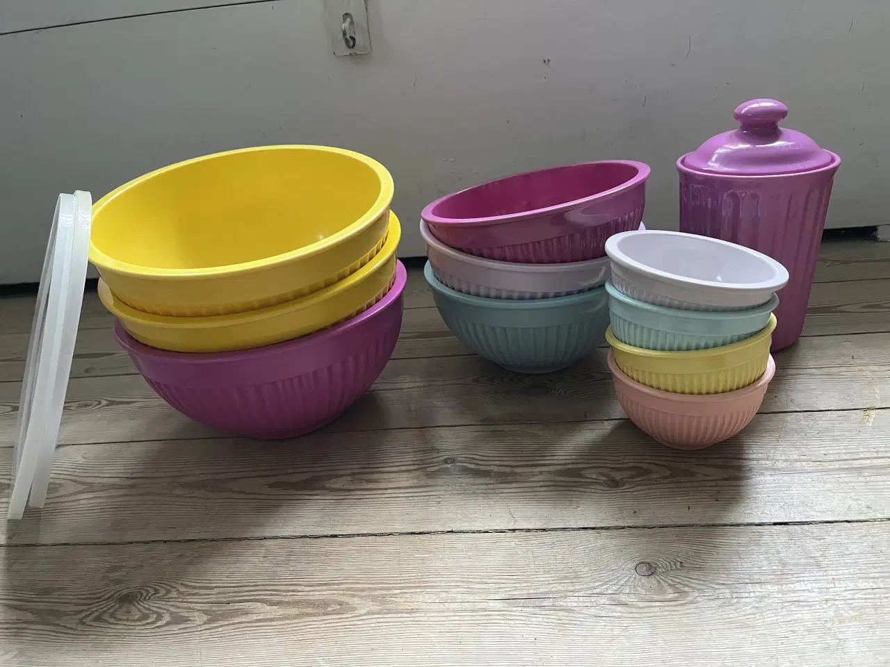 Billede 1 - Farverige melamin skåle