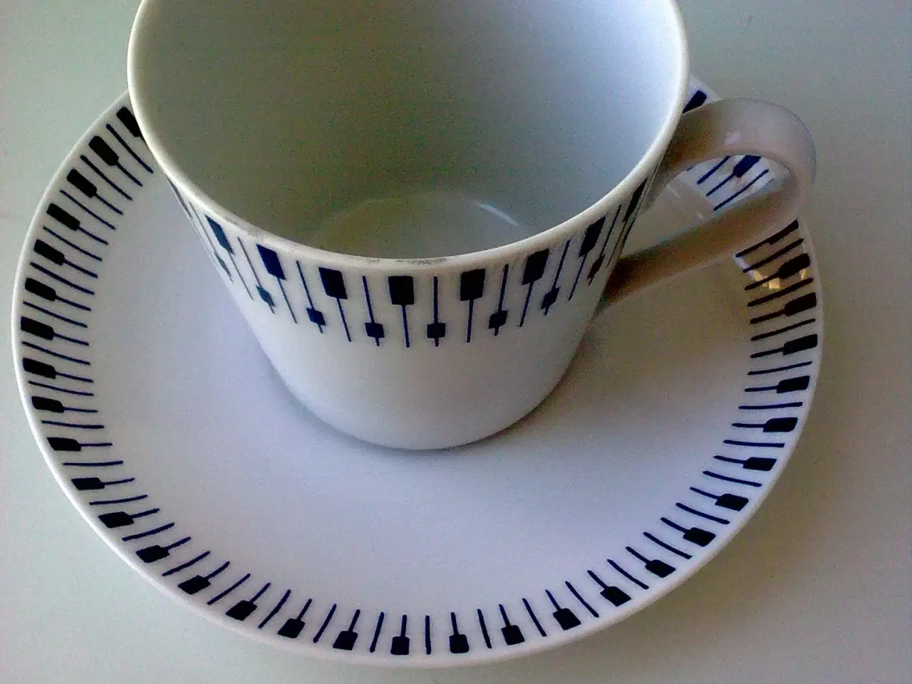 Billede 6 - Kaffe + Lyngby + T2 + T i hvid RETRO porcelæn