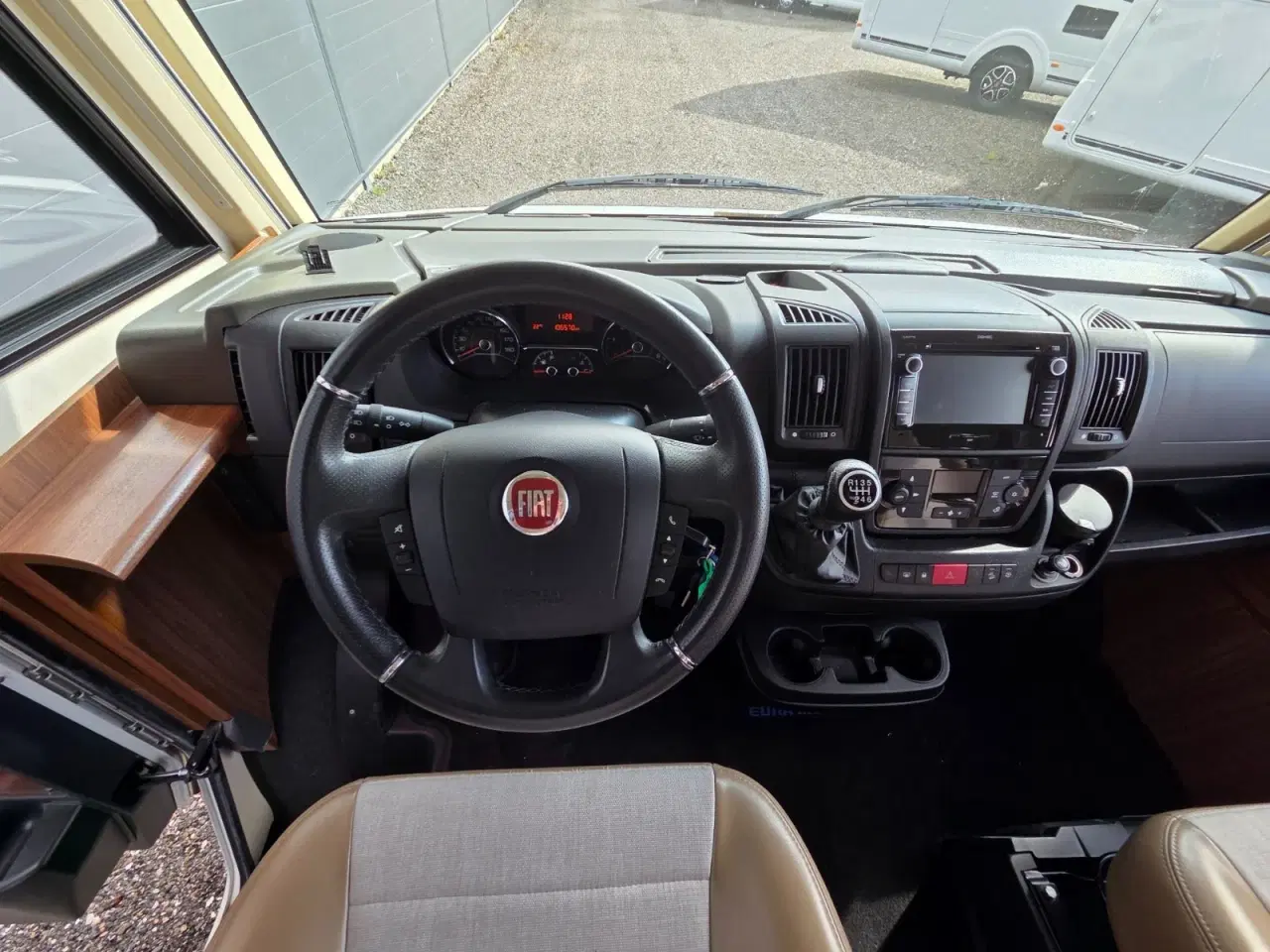 Billede 5 - Euramobil Integra Line 2,3 JTD 655 EB