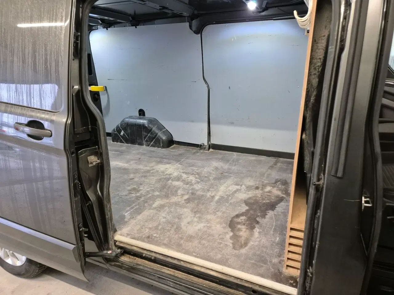 Billede 20 - Ford Transit Custom 300 L2H1 2,0 TDCi Limited 170HK Van 6g Aut.