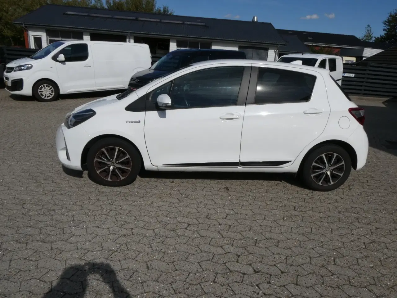 Billede 2 - Toyota Yaris 1,5 Hybrid H2 Exclusive e-CVT Van
