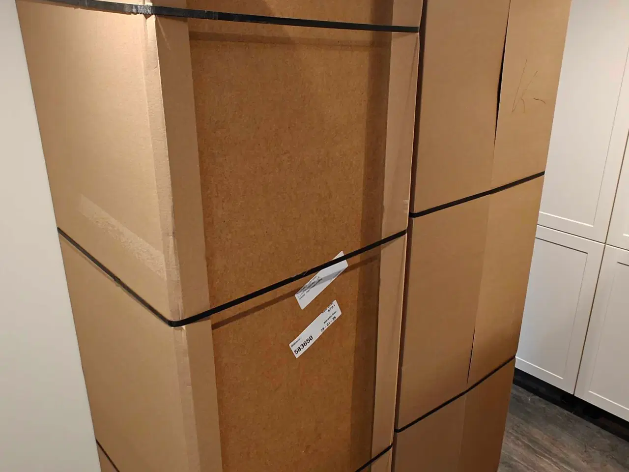 Billede 6 - Korpus til skabe