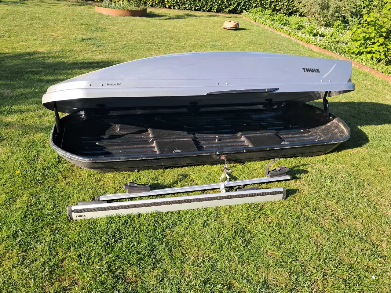 Billede 2 - Thule motion 900 tagboks