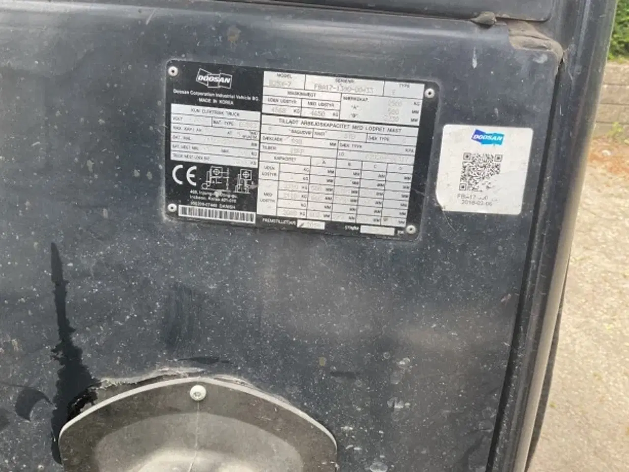 Billede 6 - Doosan 2500kg Eltruck med førrehus. Lange gafler fra2018 Ny pris 75000kr