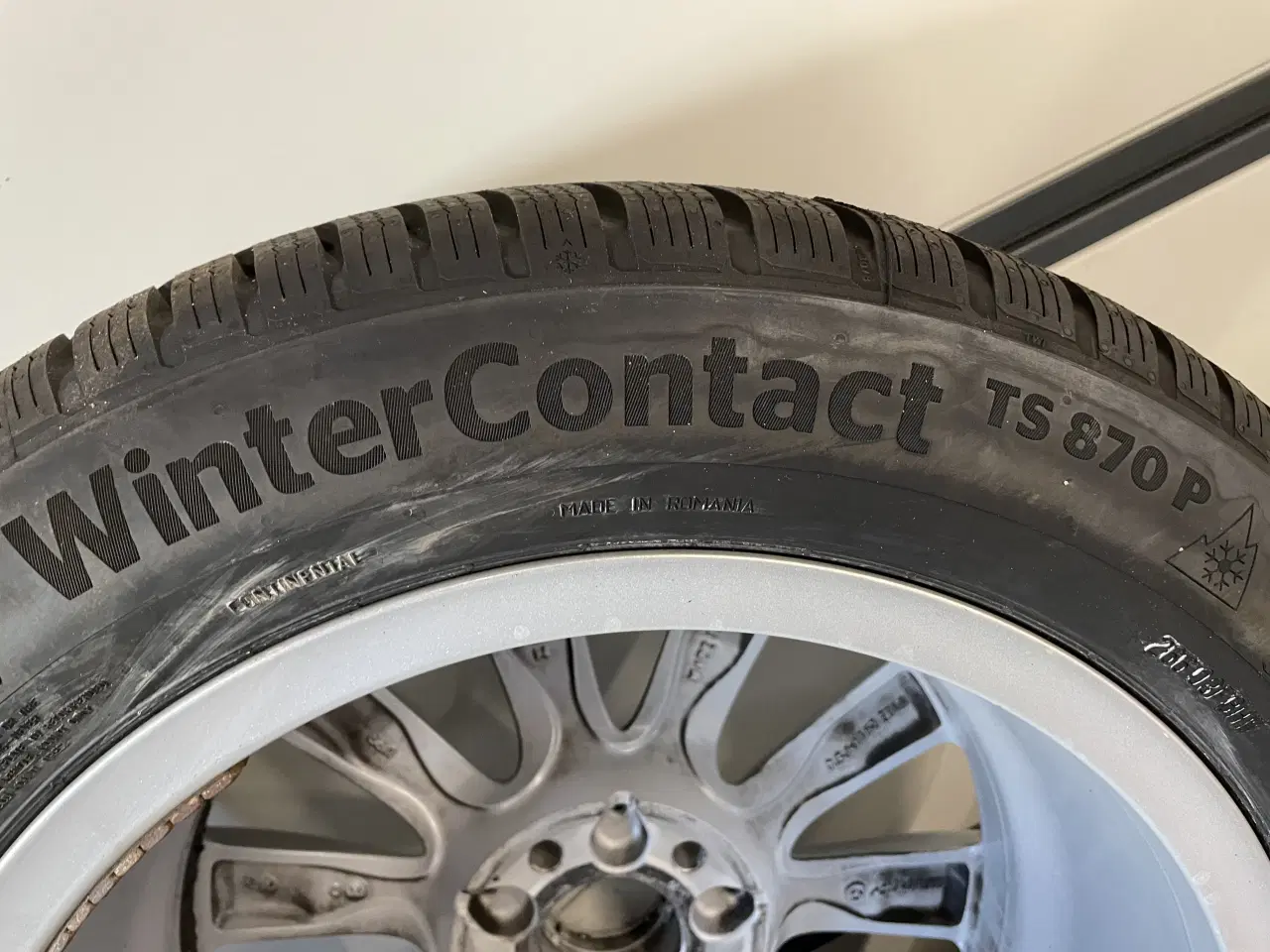 Billede 4 - Vinterdæk på originale Merceds alufælge.