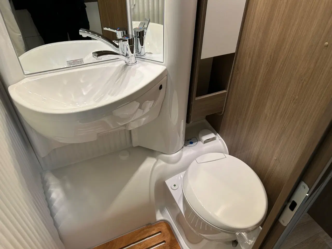 Billede 12 - Carado V347 PRO+ 2,2 JTD 140 aut.