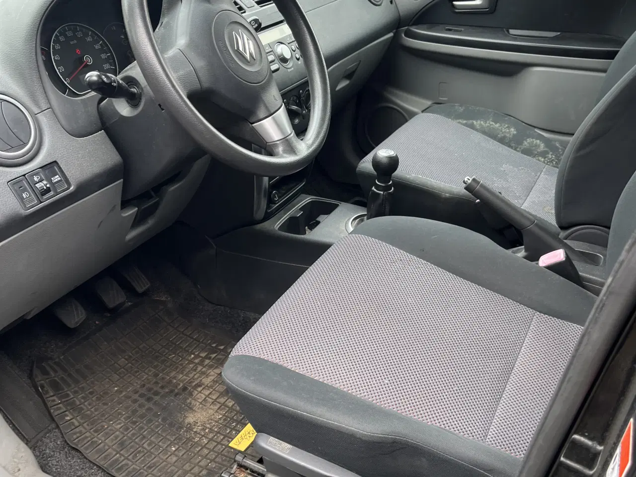 Billede 5 - Suzuki med lavt km tal!