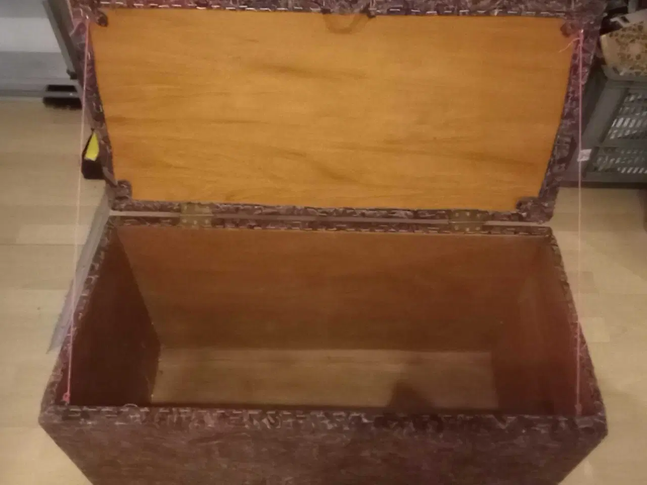 Billede 2 - Kiste / puf