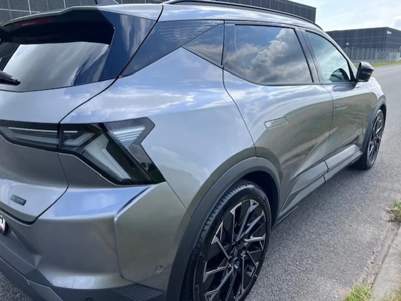 Billede 3 - Flot Renault Scenic E-Tech, m. dæmpbar glastag