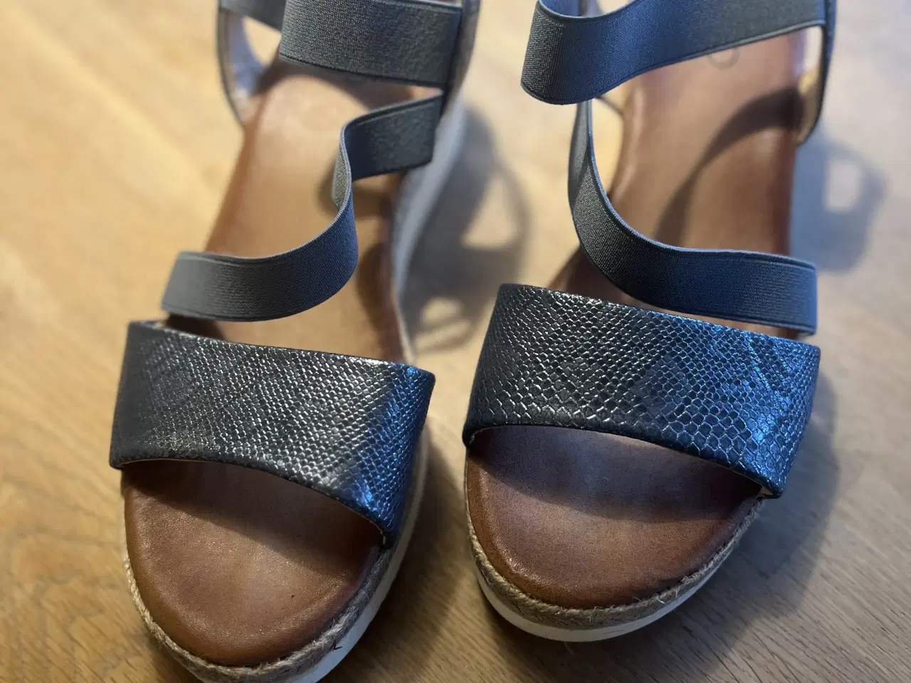 Billede 2 - B&Co Sandal str 40