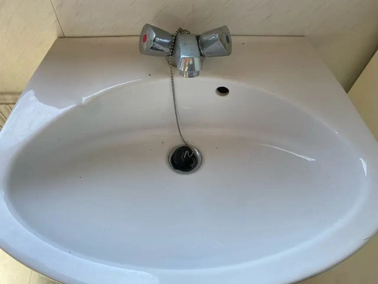 Billede 3 - Frithængende pircelæns håndvask
