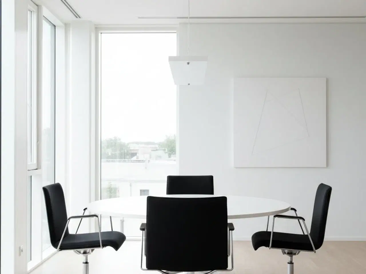 Billede 2 - Tronhill Stol - Sort/Krom Stel