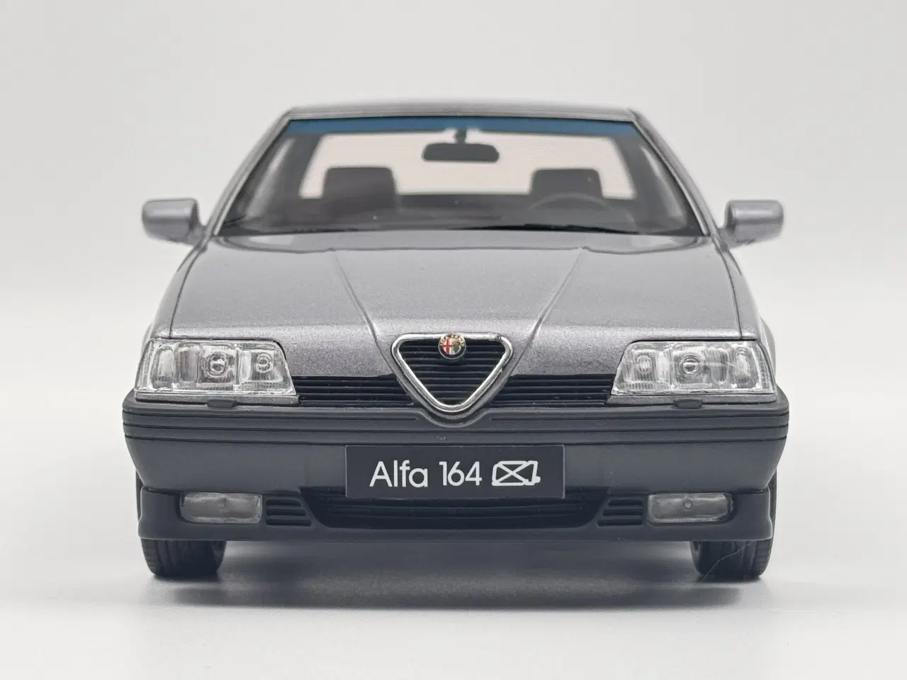 Billede 10 - 1993 Alfa Romeo 164 3.0 V6 Q4 1:18