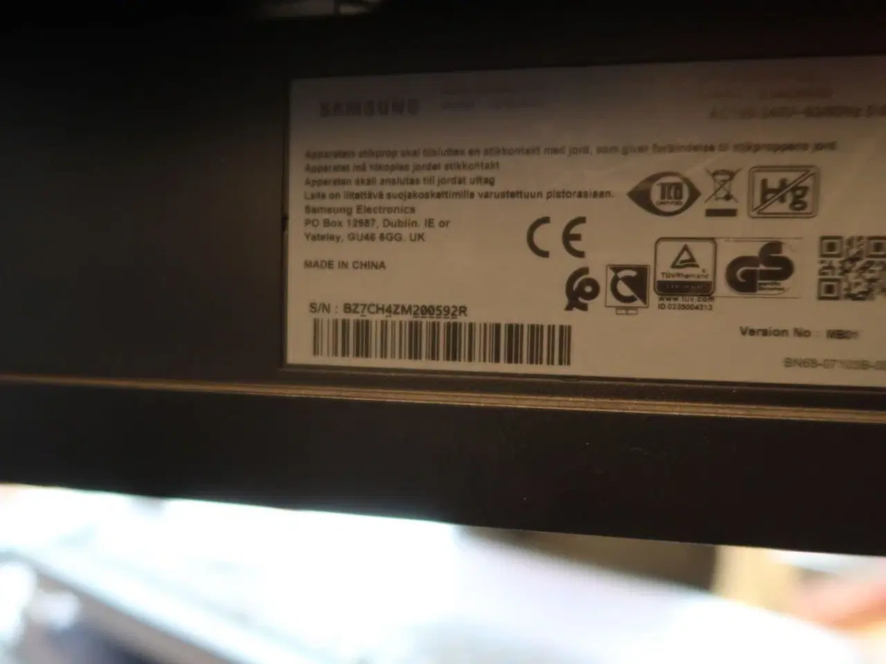 Billede 3 - 2 stk. computerskærme SAMSUNG S24E450, dockingstation LENOVO Thinkpad, tastatur