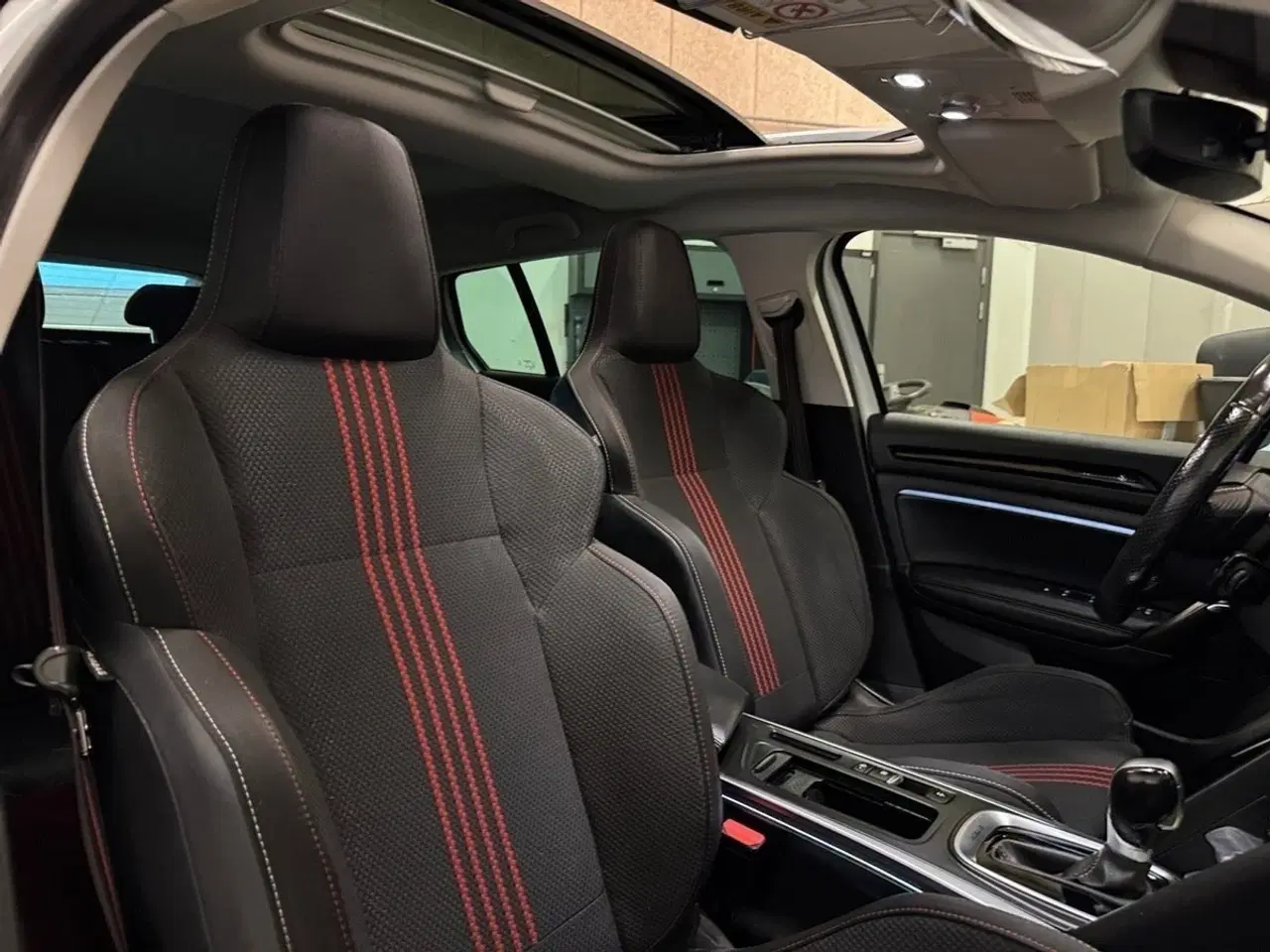 Billede 17 - Renault Megane IV 1,6 E-Tech R.S. Line Sport Tourer