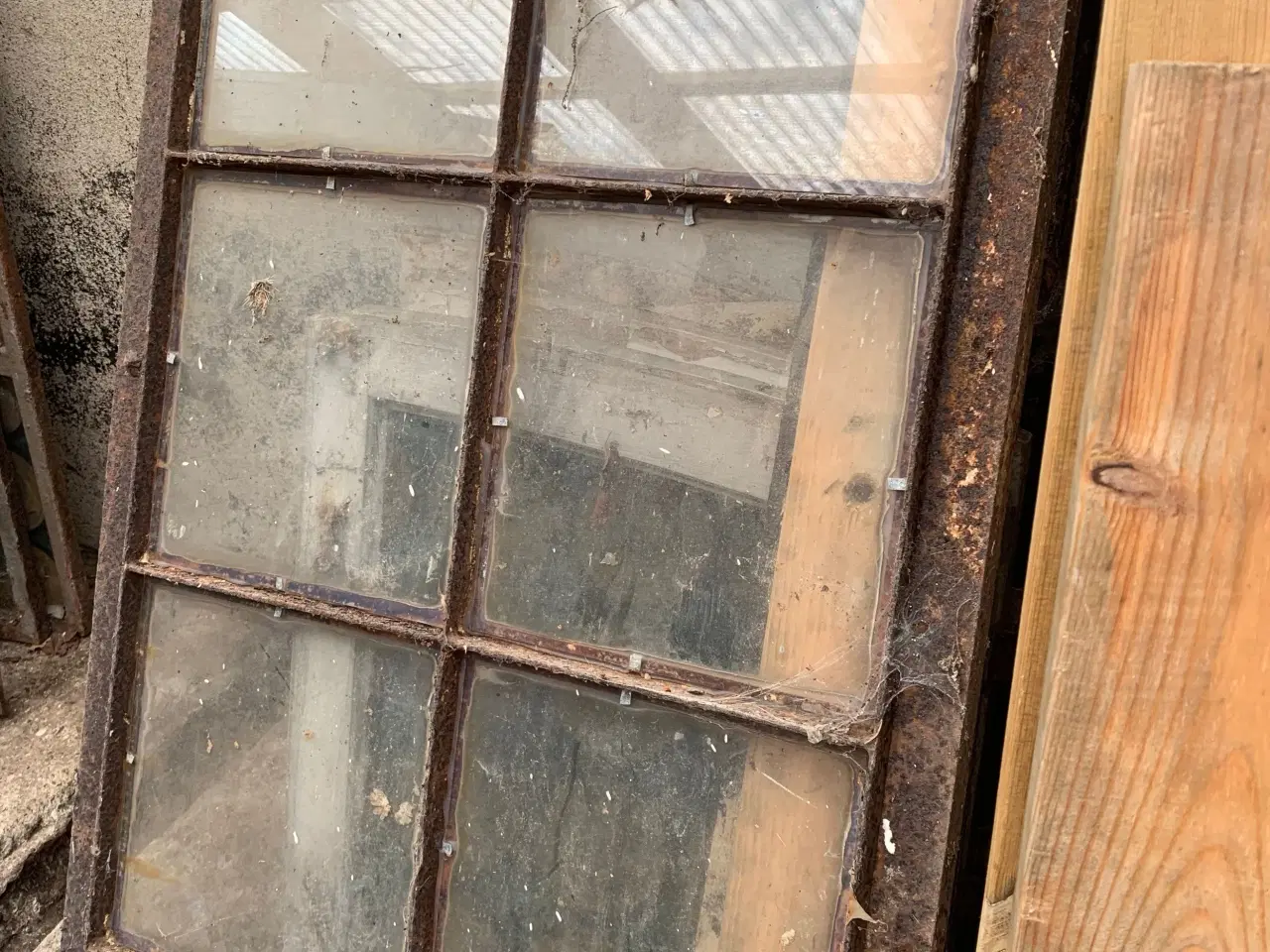 Billede 1 - Støbejerns vinduer