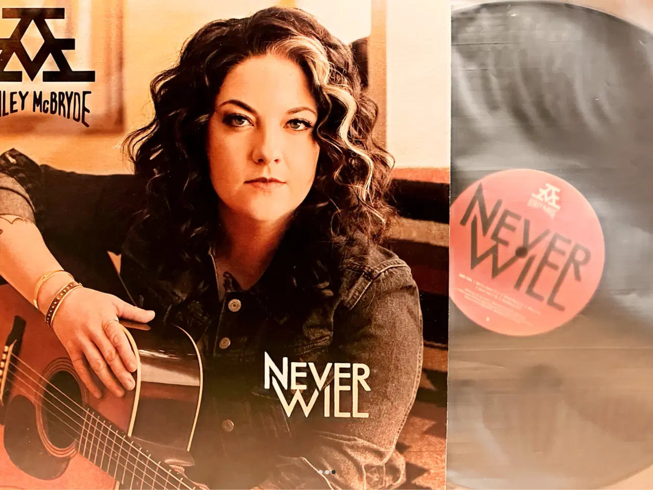 Billede 2 - Ashley McBryde – Never Will