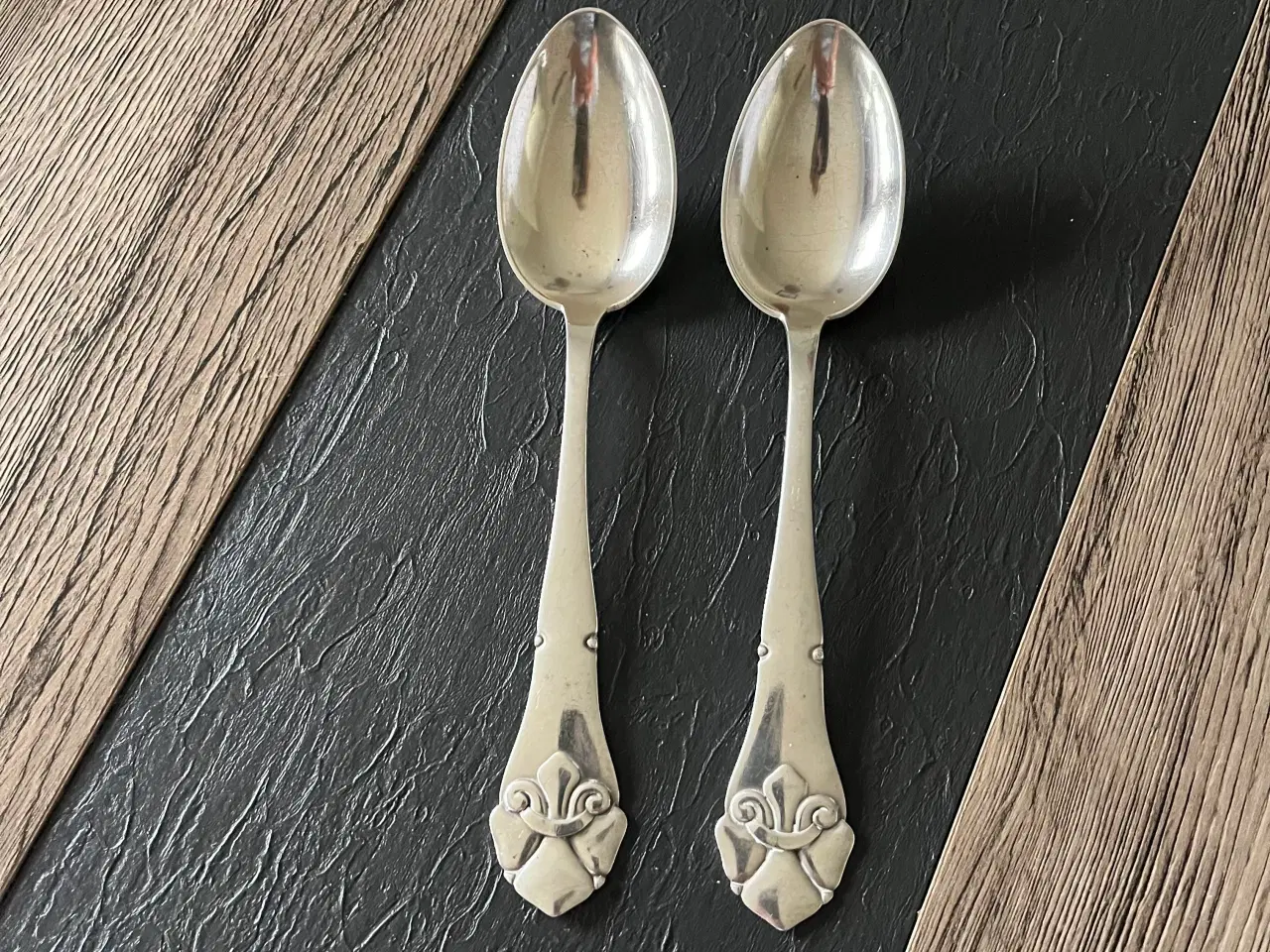 Billede 1 - 2 sølvskeer Atla 2 tårne