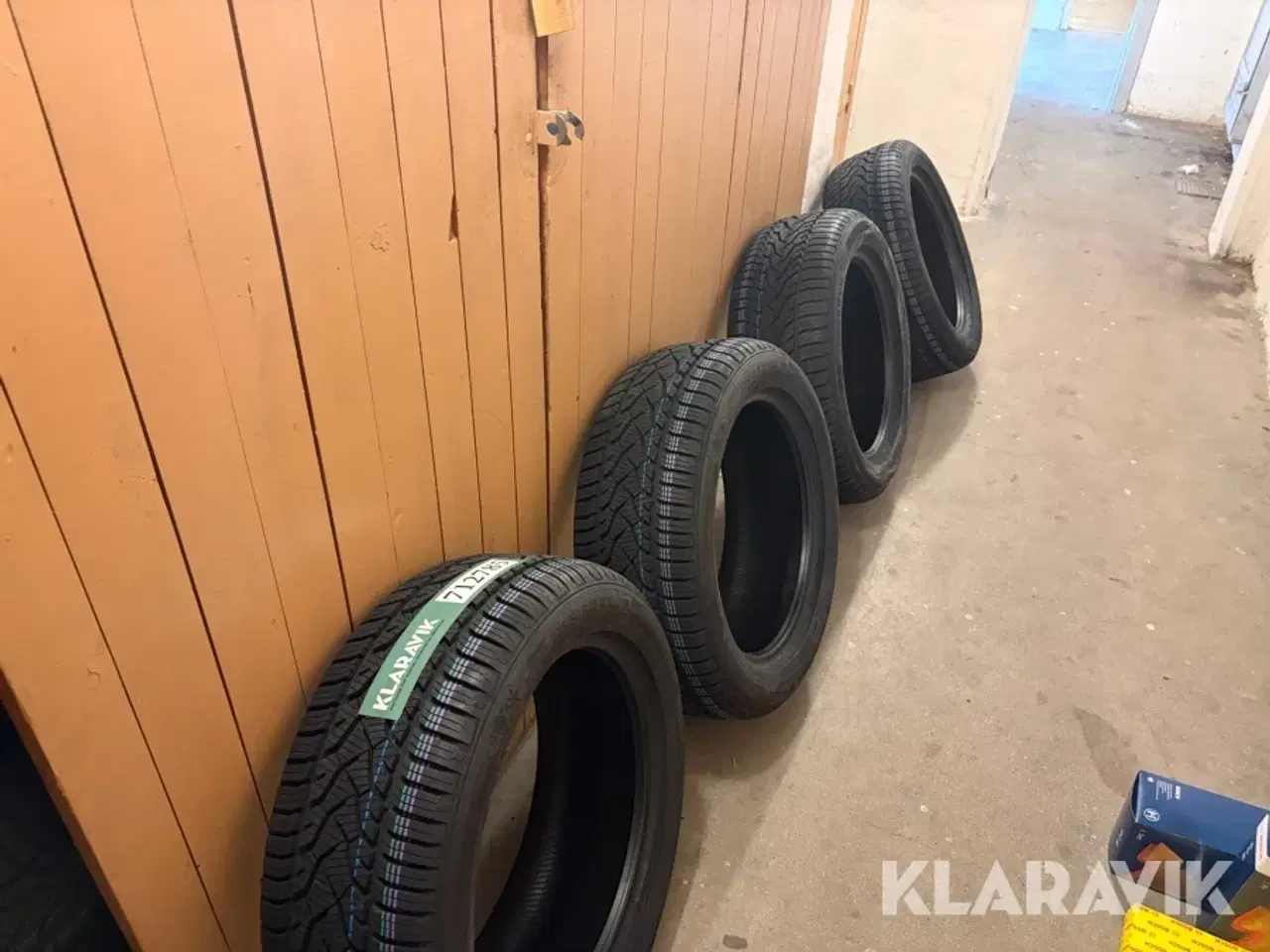 Billede 1 - Helårsdæk Barum Quartaris 5