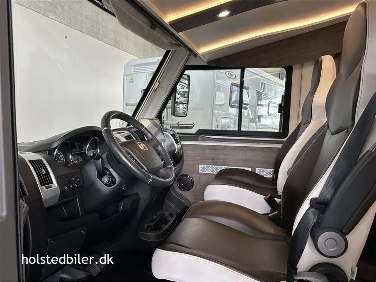 Billede 6 - 2020 - Benimar Amphitryon 997   Alde, face2face, km 33000. Afgift 5080 1/2 årlig. Aut.