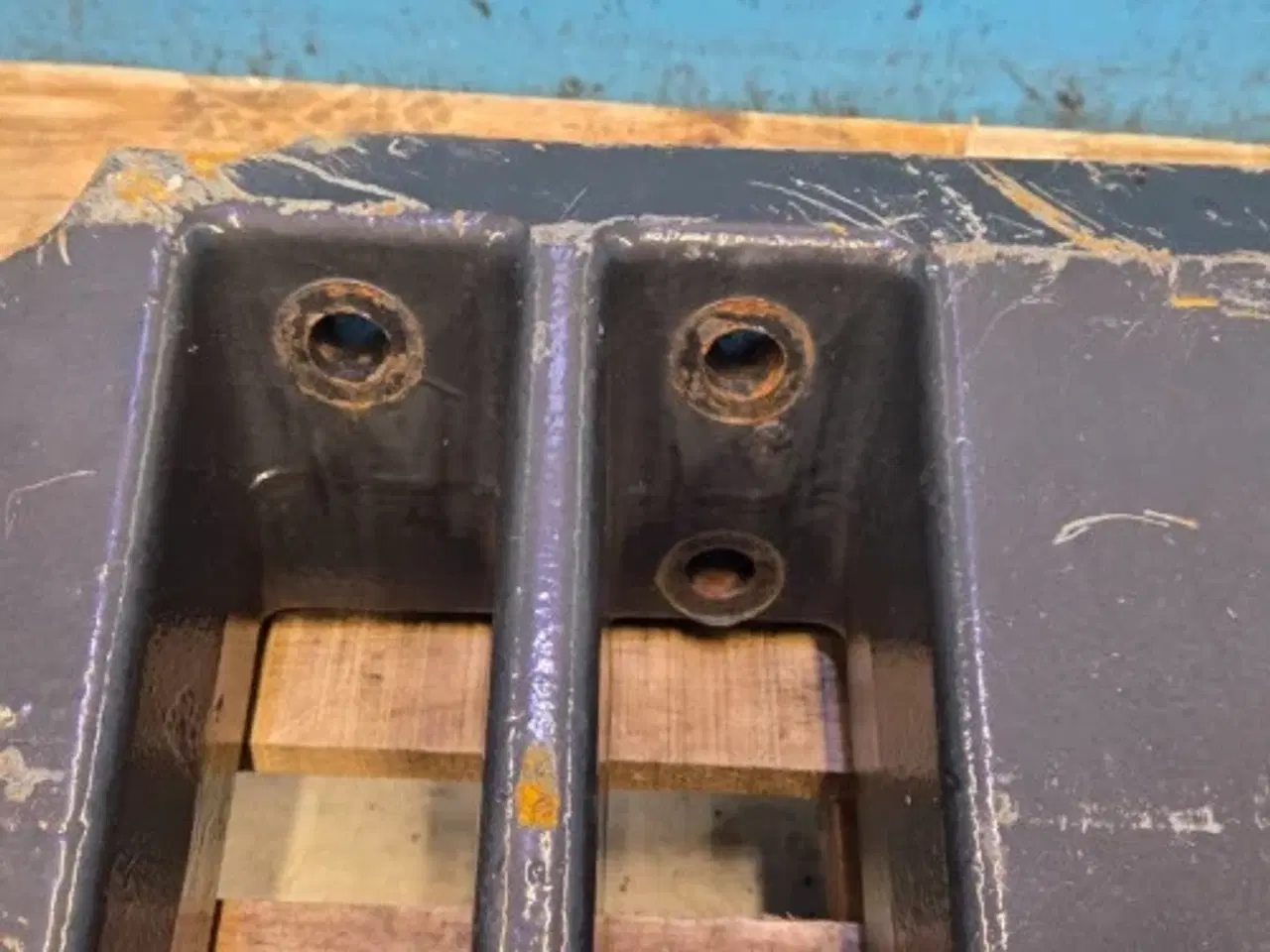 Billede 12 - Case Maxxum 145 Frontvægt Holder 82031499