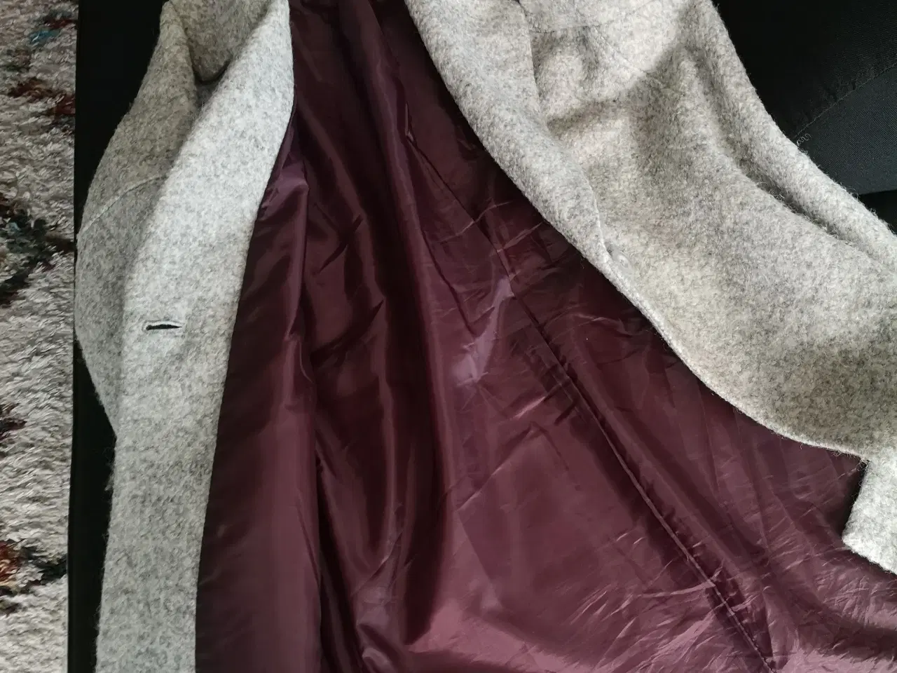 Billede 3 - Dame jakke sælges