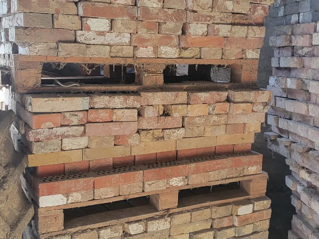 Billede 4 - Rensede håndstrøgne mursten